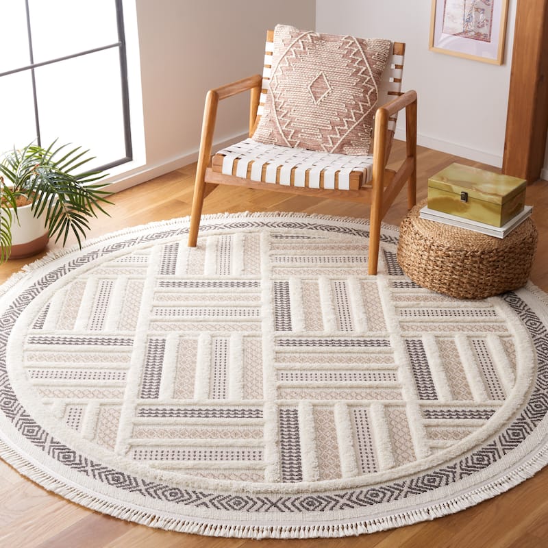 SAFAVIEH Urban Smriti Geometric Rug - 6'7" Round - Beige/Ivory