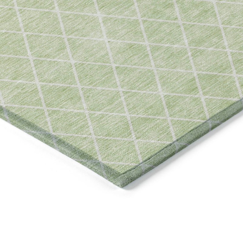Machine Washable Indoor/ Outdoor Chantille Diamond Trellis Rug