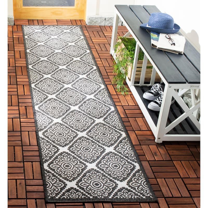 SAFAVIEH Beach House Phyllis Indoor/ Outdoor Waterproof Patio Backyard Rug