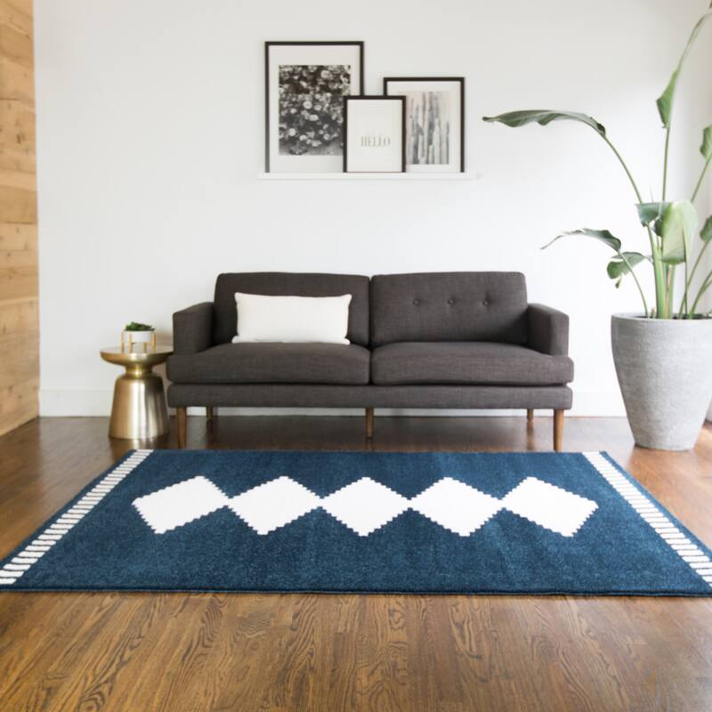 Nisha Geometric Modern Stripe Area Rug