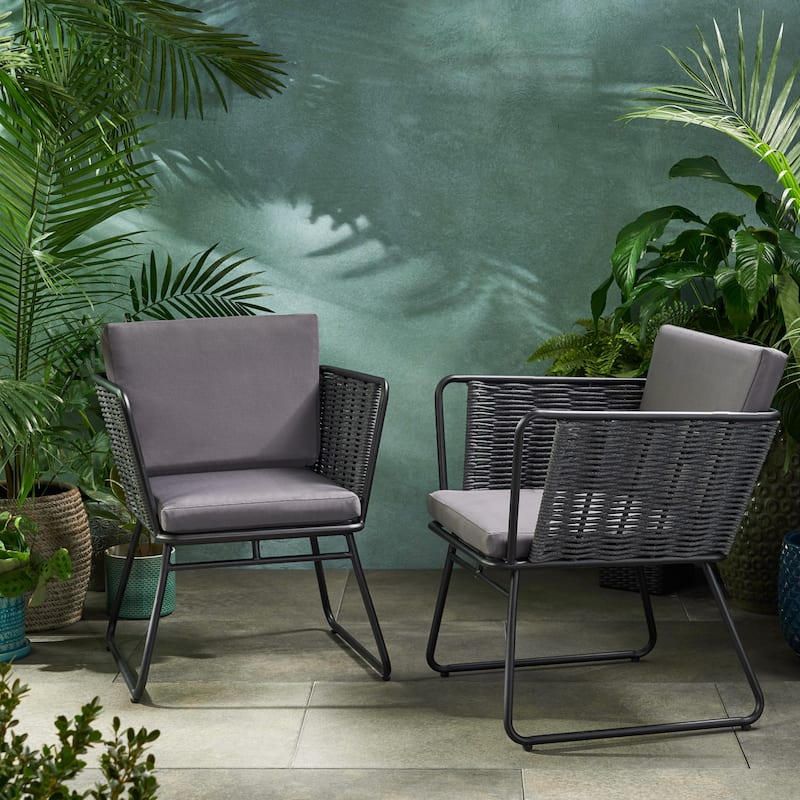 Stylish and Comfortable Outdoor Chair