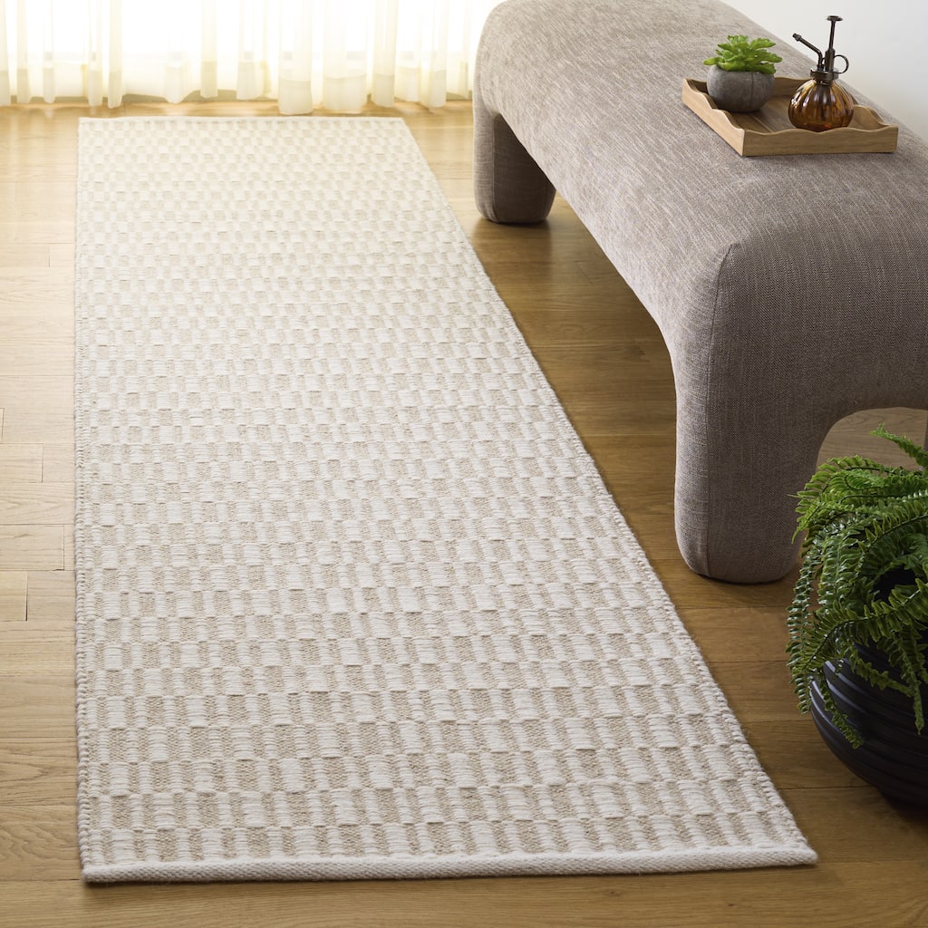 SAFAVIEH Handmade Vermont Rojka Wool Rug
