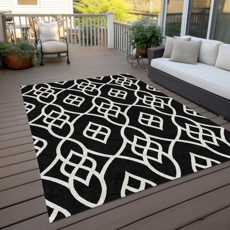 Machine Washable Indoor/ Outdoor Chantille Modern Trellis Rug