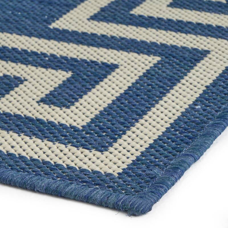 Fatima Indoor/Outdoor Area Rug by Christopher Knight Home