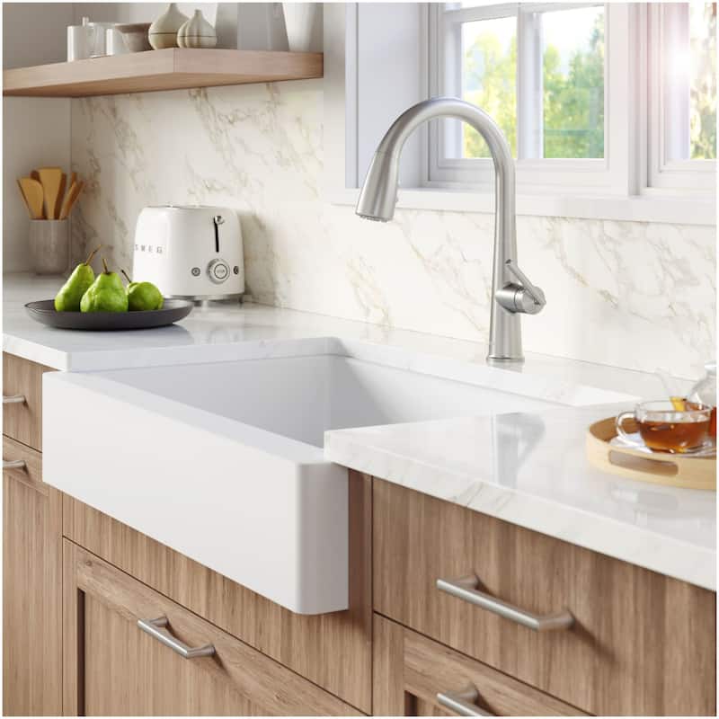 Karran USA KKF320 Kentland 1.8 GPM Single Hole Pull Down Kitchen