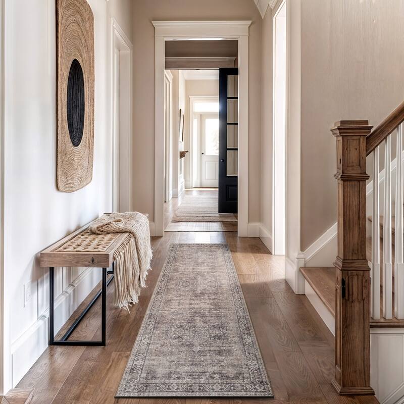 Beige Classic Washable Rug - Flat Pile, Non-Slip, Versatile for Any Room - Beige - 2'6" x 8'