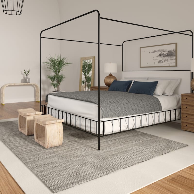 Sevita Solid Casual Hand-Woven Woolen Area Rug