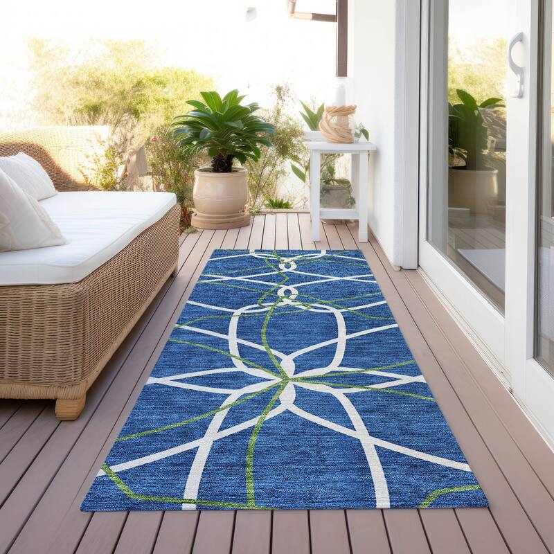 Machine Washable Indoor/ Outdoor Abstract Prism Chantille Rug - Navy - 2'3" x 7'6"
