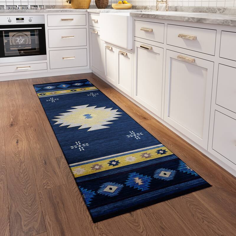 Indoor/ Outdoor Sonora Global Traditional Washable Rug - 2'3" x 7'6" - Blue