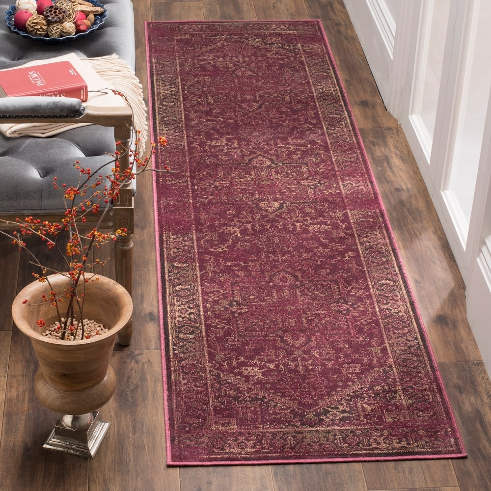 SAFAVIEH Vintage Lenna Oriental Distressed Viscose Rug