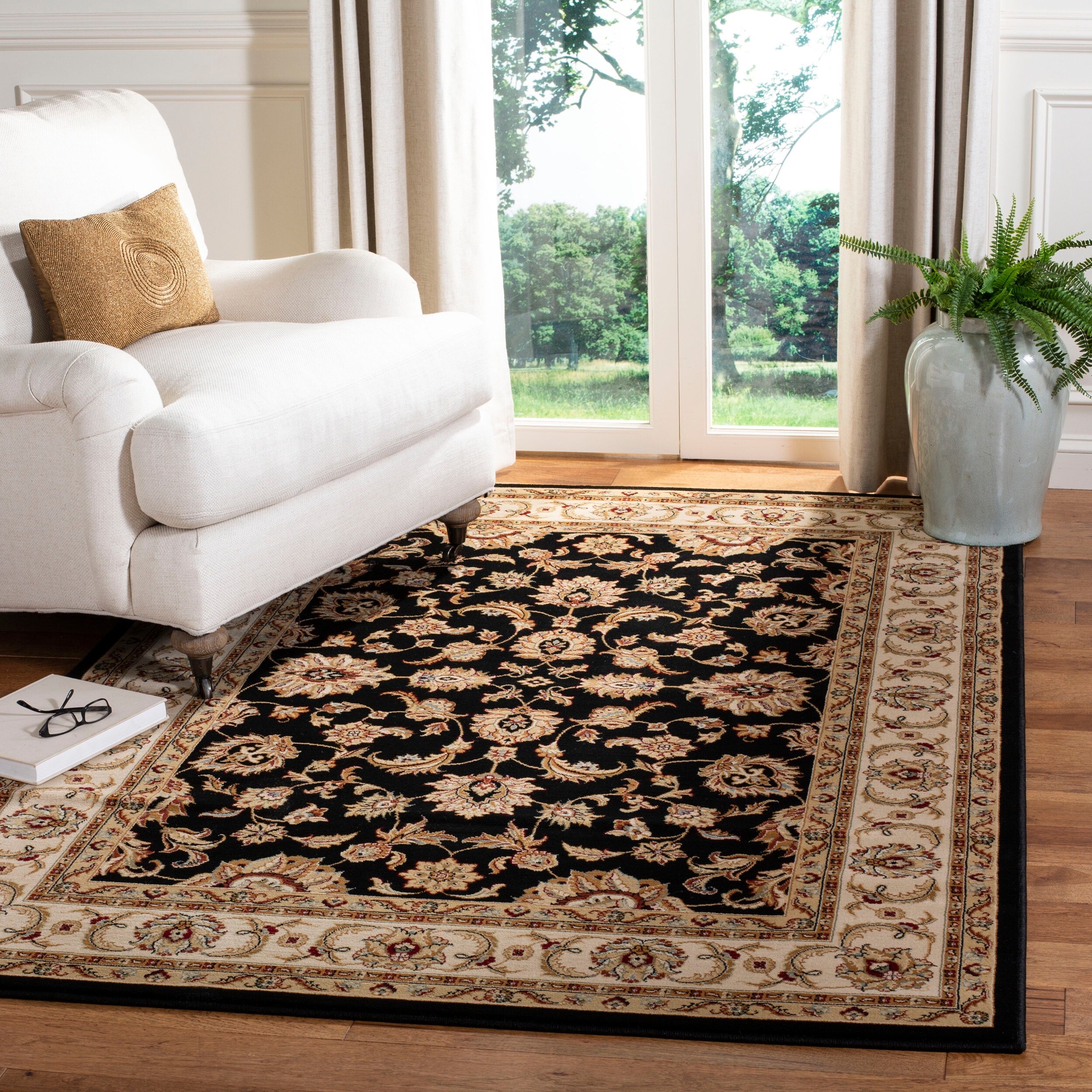 Shop Safavieh Majesty Black Cream Rug 5 3 X 7 6 Overstock