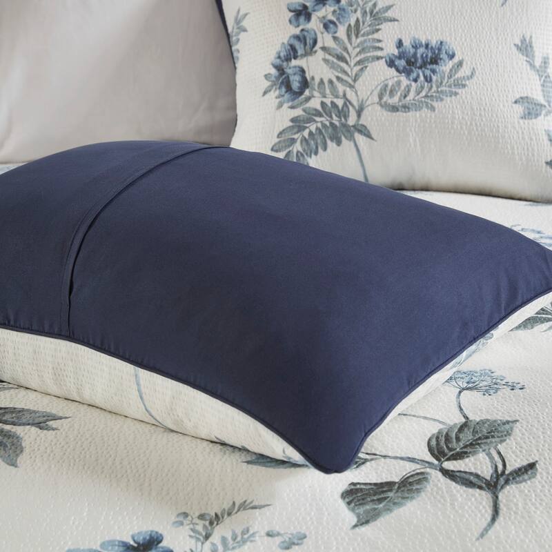 GDF Studio - Zennia 7 Piece Printed Seersucker Comforter Set with Throw Blanket