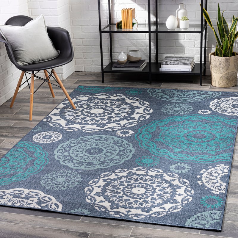 Livabliss Transitional Alfresco Medallion Indoor/Outdoor Area Rug