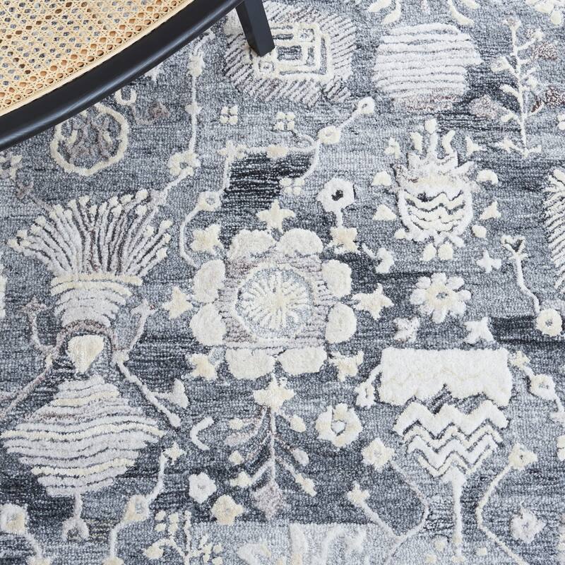 SAFAVIEH Handmade Glamour Adeliya Modern Viscose Rug