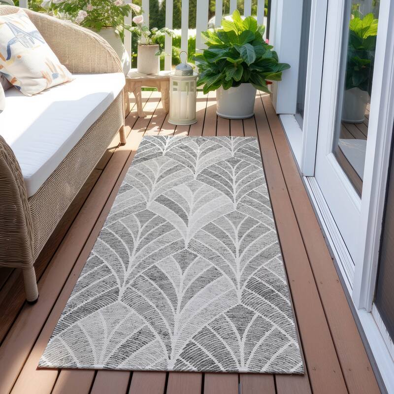 Machine Washable Indoor/ Outdoor Chantille Modern Mosaic Rug - Gray - 2'3" x 7'6"