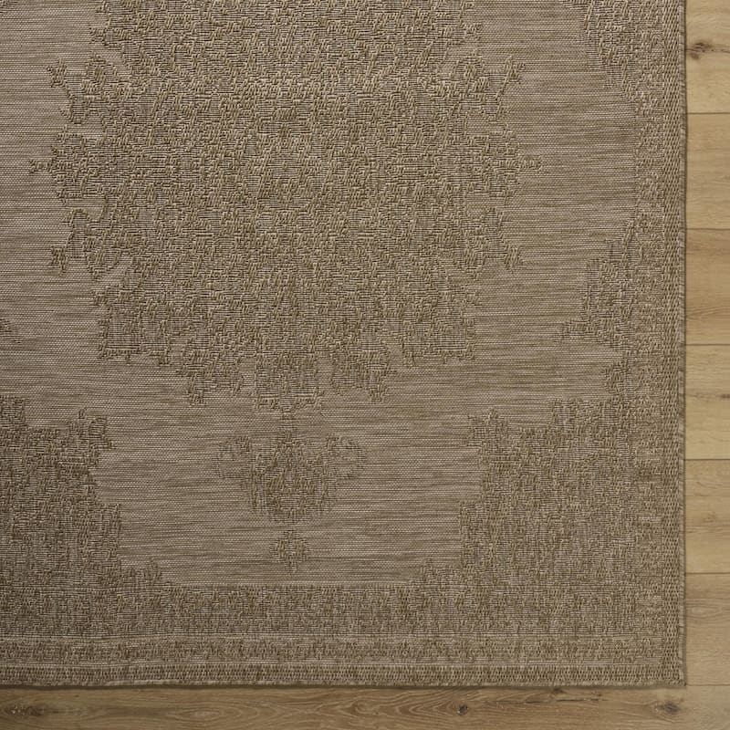Livabliss Sandra Traditional Medallion Outdoor Area Rug