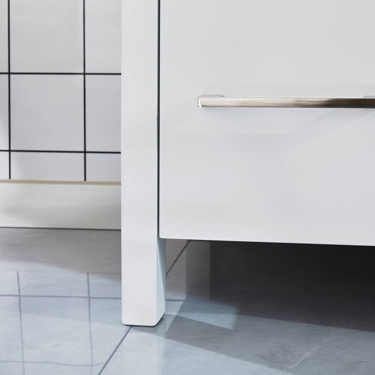 Vanity Art 30-in. Single-sink Bathroom Vanity w/ Wall Mirror - 29.1 W x 18.1 D x 35.8 H