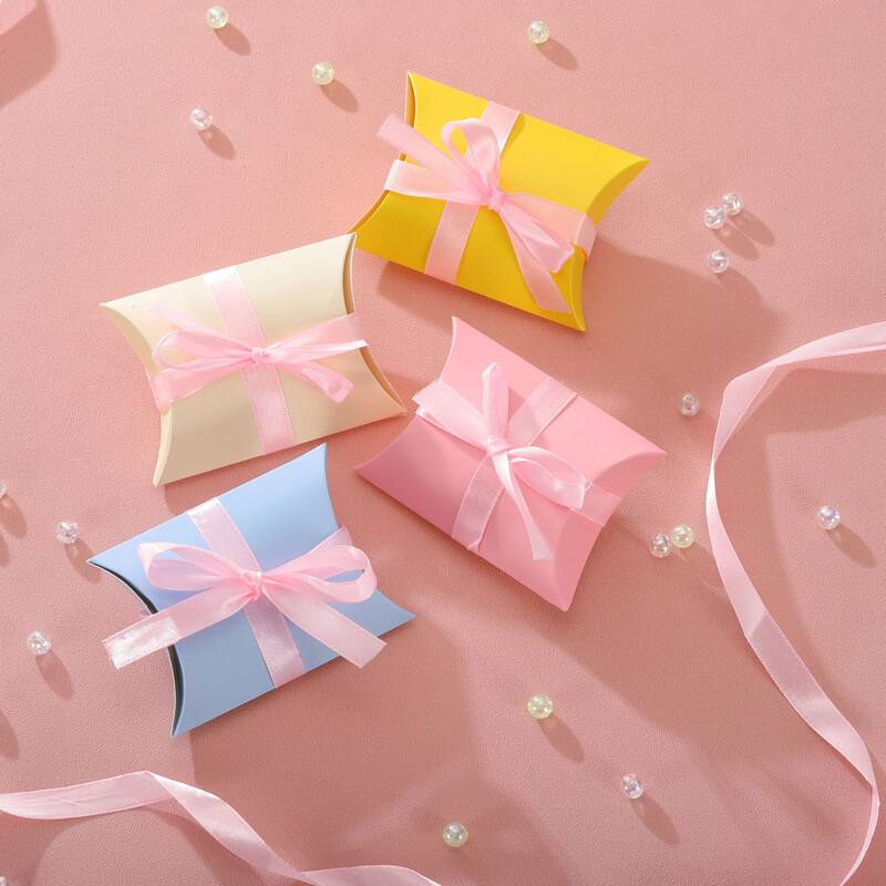 100Pcs Pillow Boxes 3.5 x 2.8 x 1 Inch Gift Boxes