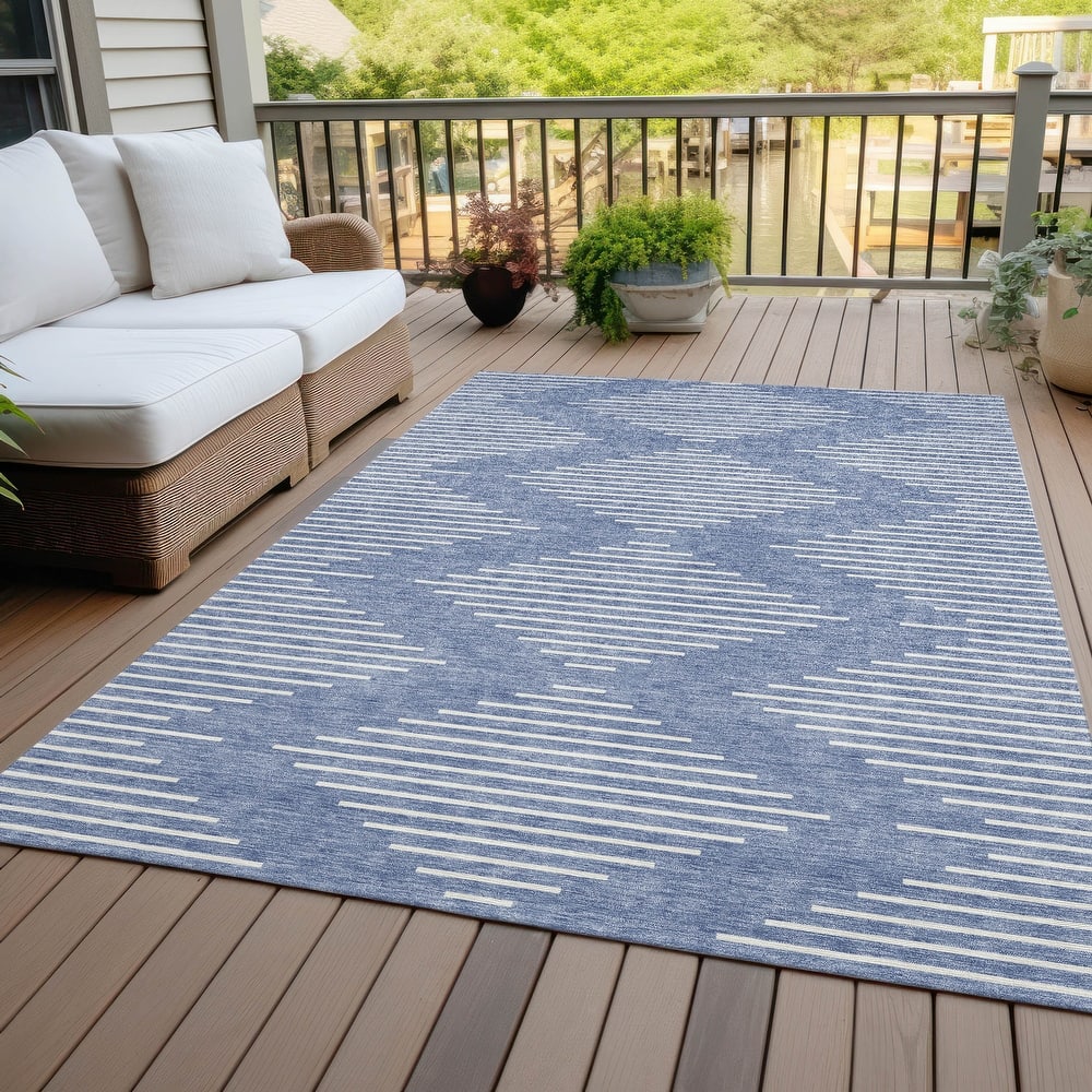 Machine Washable Indoor/ Outdoor Modern Stripe Chantille Rug