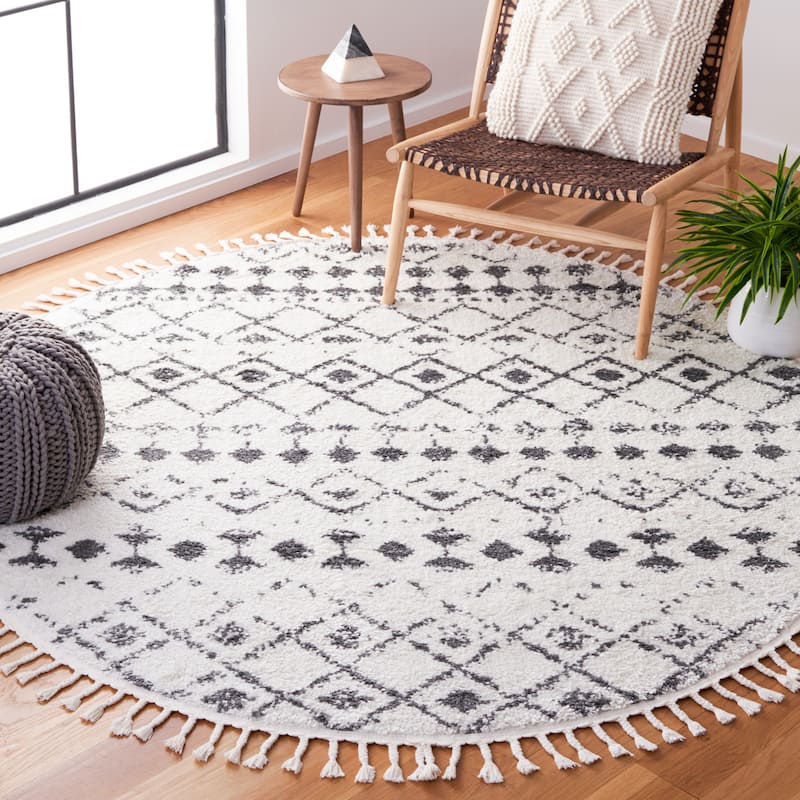 SAFAVIEH Berber Fringe Dashurije Leatha Trellis Rug - 6'7" Round