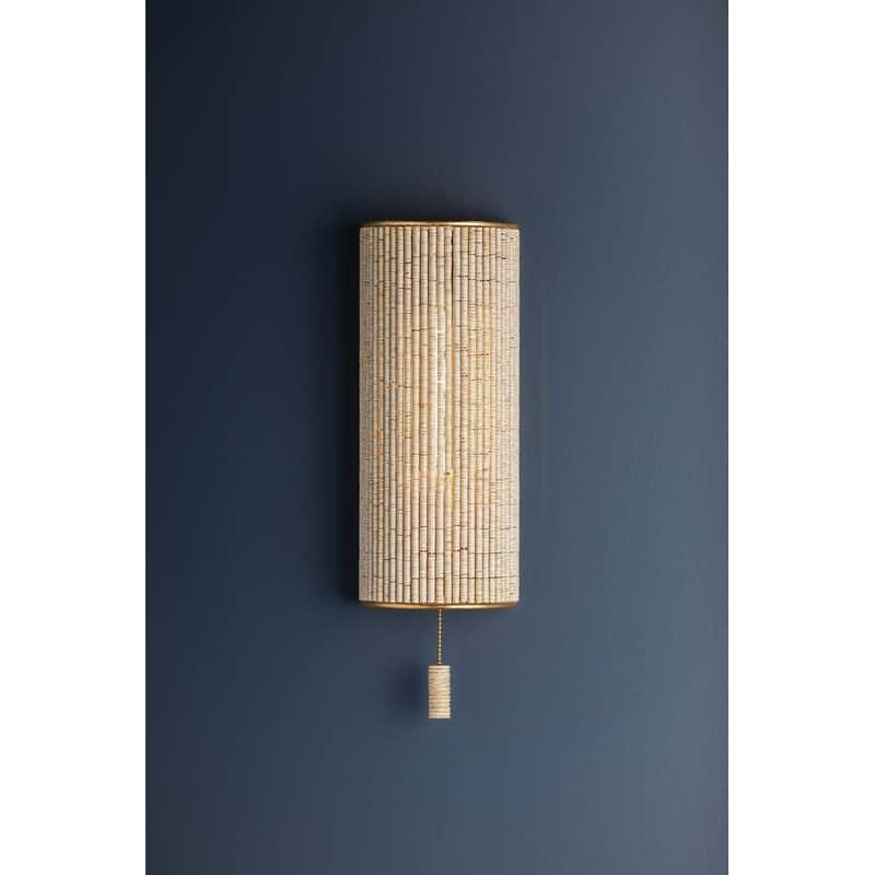 Hudson Valley Lighting 2518 Hampden 18" Tall Wall Sconce