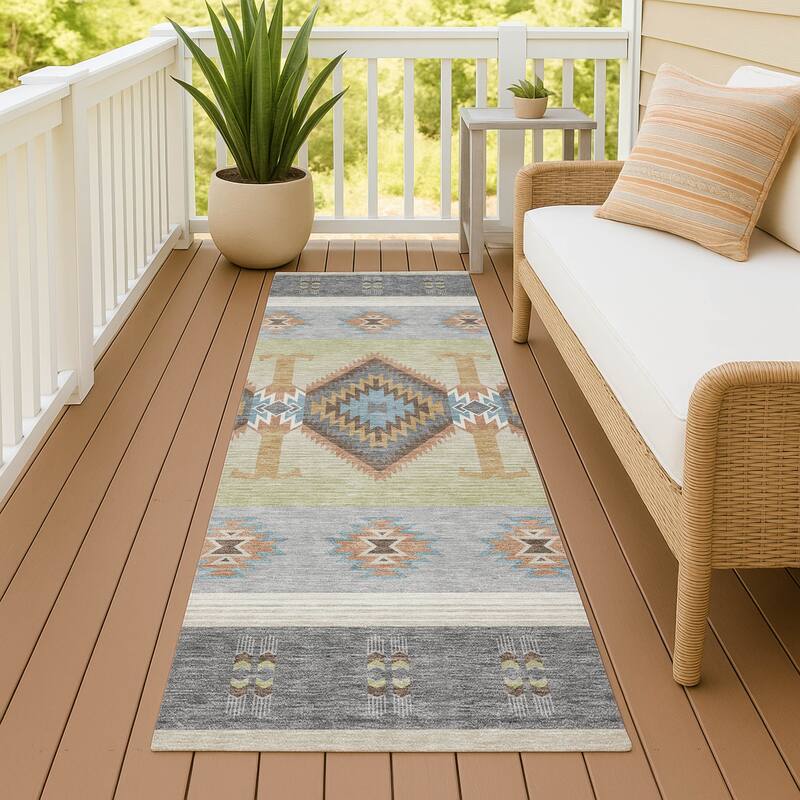 Machine Washable Indoor/ Outdoor Global Chennai Chantille Rug - Gray - 2'3" x 7'6"