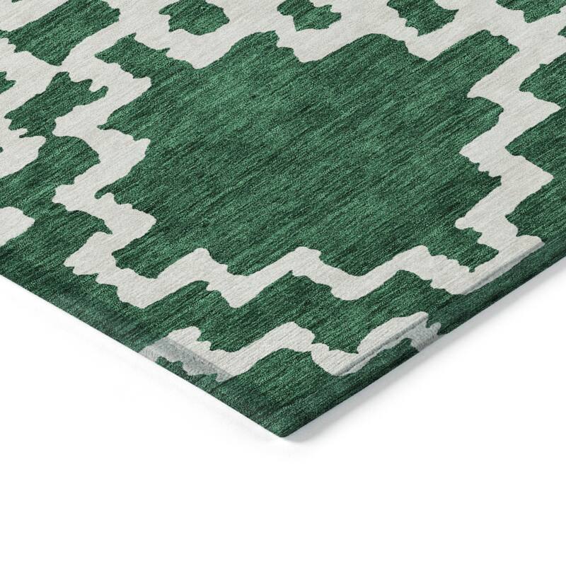 Machine Washable Indoor/ Outdoor Chantille Geo Trellis Rug
