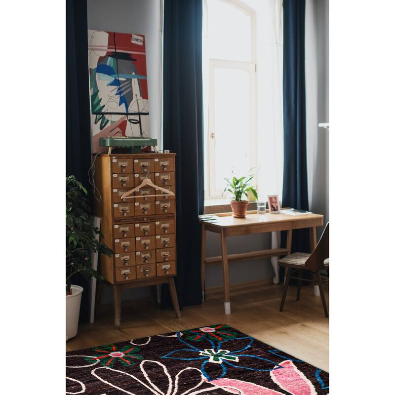 ECARPETGALLERY Hand-knotted Opulence Dark Brown Silk Rug - 4'10 x 6'8