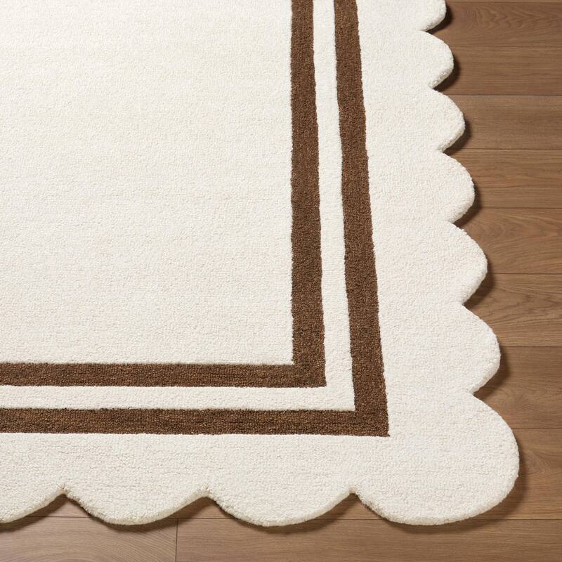Livabliss Scalloped Modern & Contemporary Area Rug