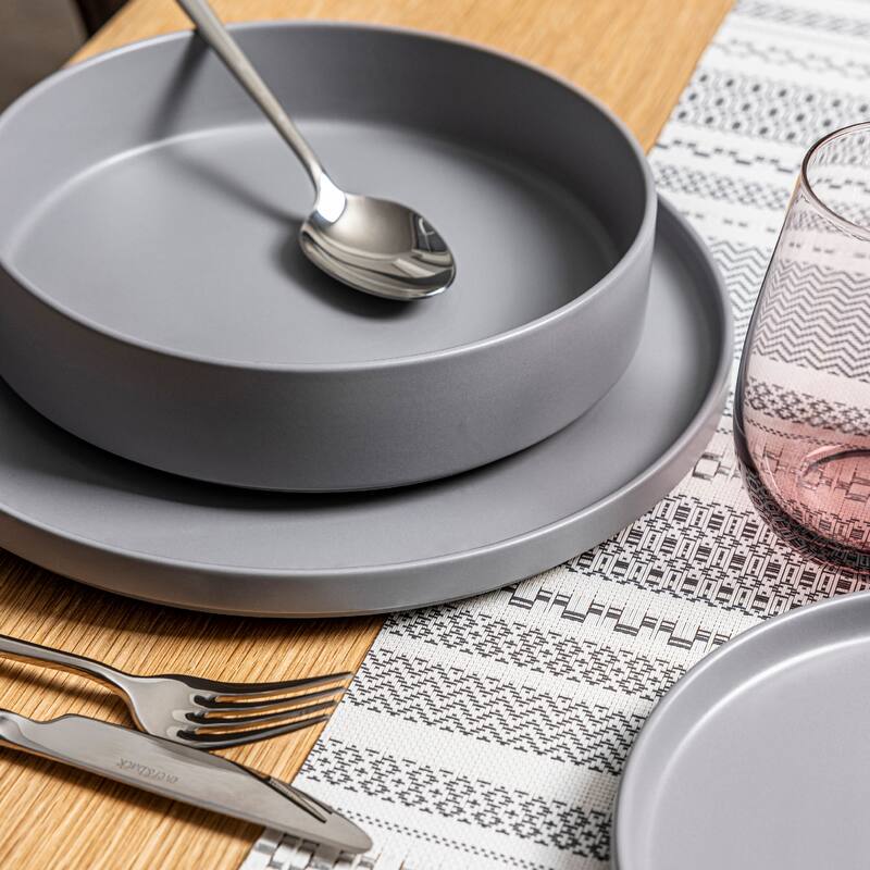 over&back Stackable 40oz Semi-Matte Stoneware Dinner Bowls