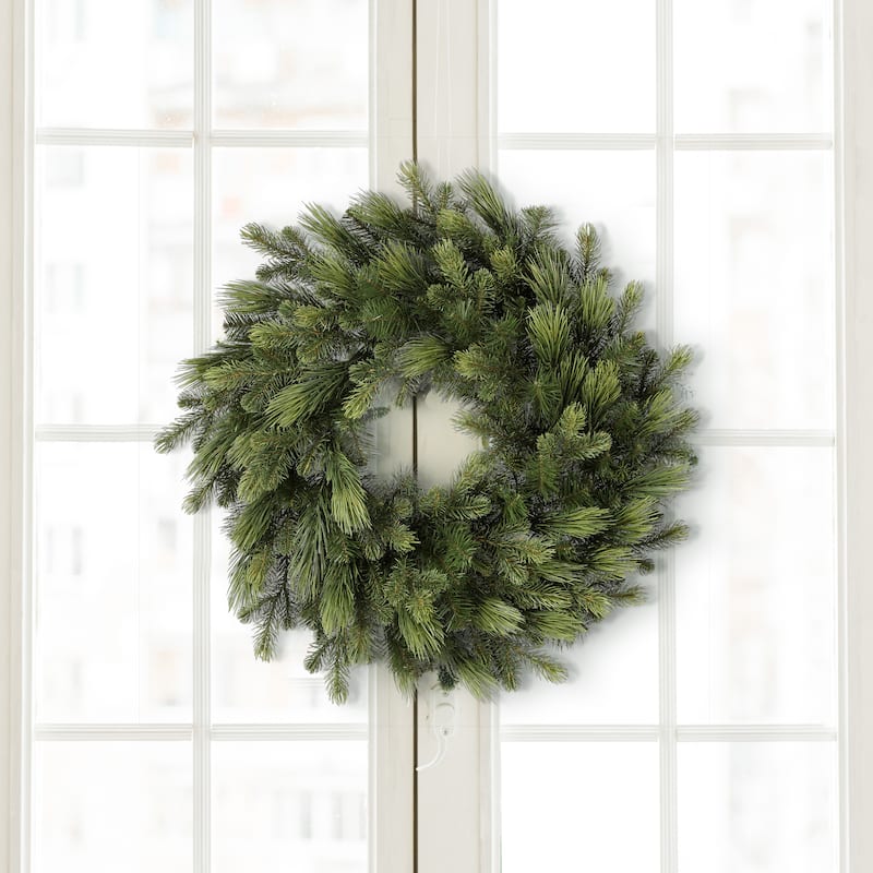 30" Deluxe Mix Pine Wreath 140T
