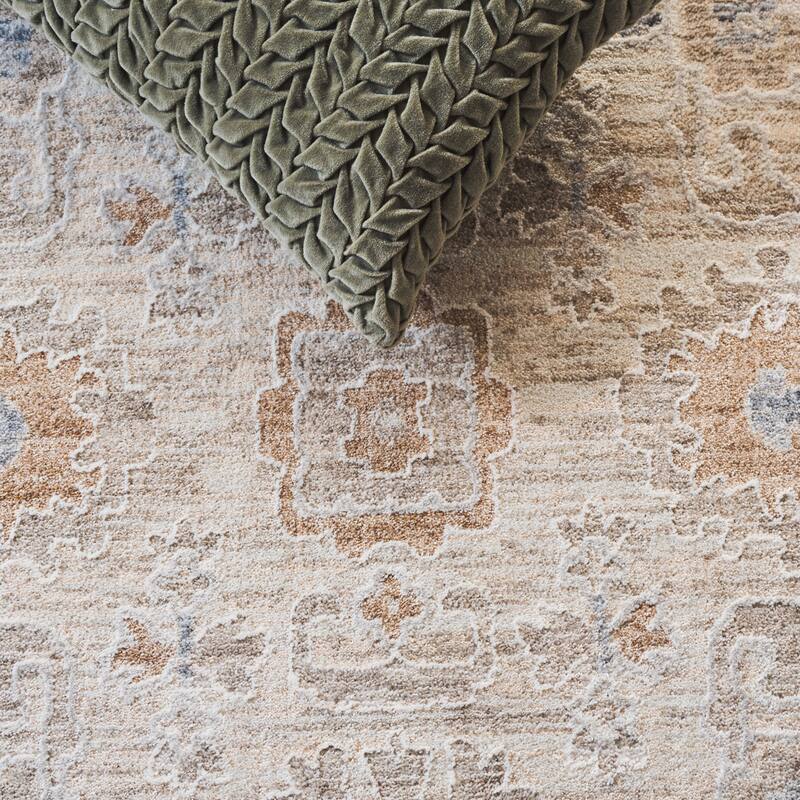 SAFAVIEH Kendal Madleine Traditional Rug