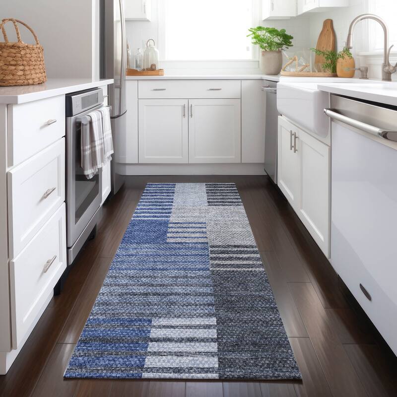 Machine Washable Indoor/ Outdoor Chantille Contemporary Stripes Rug - Blue - 2'3" x 7'6"