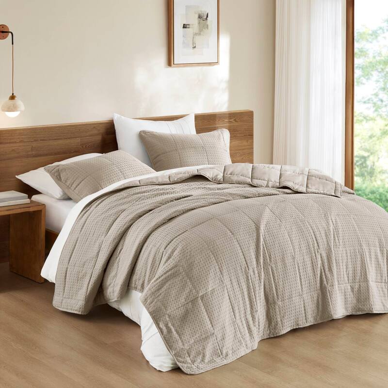 Chelsea Square Mina Waffle Weave Textured Quilt Set