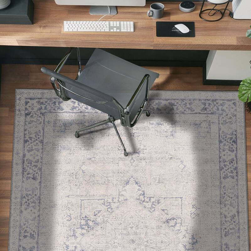 Beige Classic Washable Rug - Flat Pile, Non-Slip, Versatile for Any Room - Blue - 4' x 6'