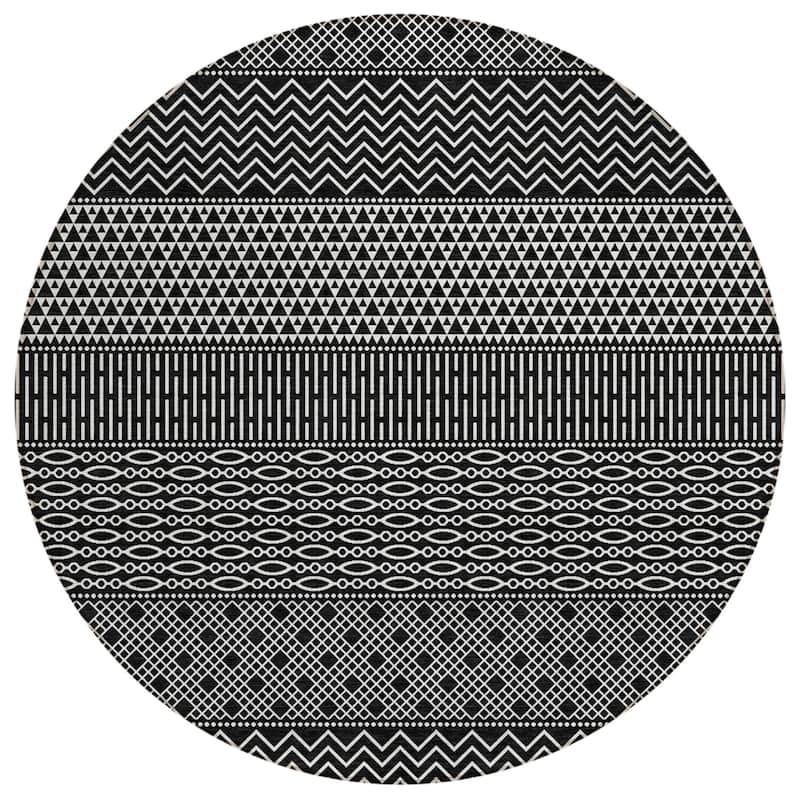 HomeRoots Chevron Modern Rectangle Outdoor Rug