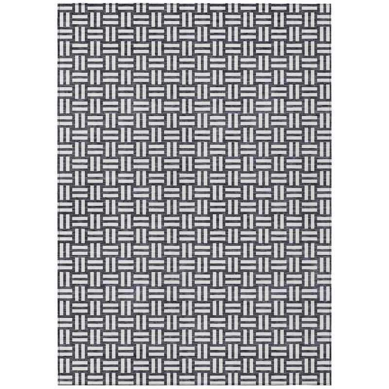 HomeRoots Geometric Transitional Rectangle Outdoor Rug