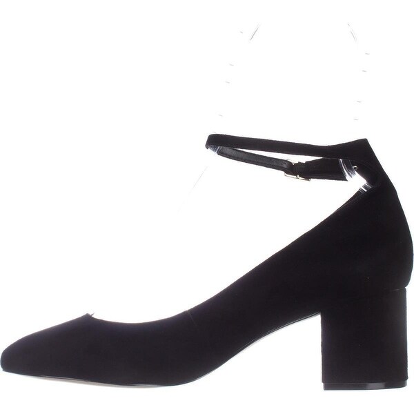 aldo closed toe heels