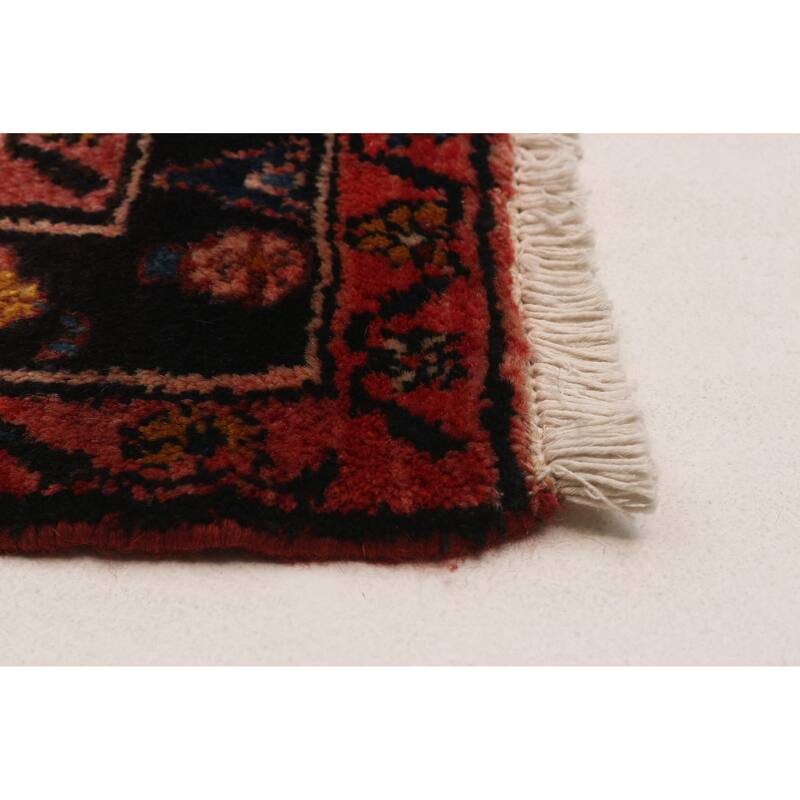 ECARPETGALLERY Hand-knotted Andelz Red Wool Rug - 4'5 x 6'8