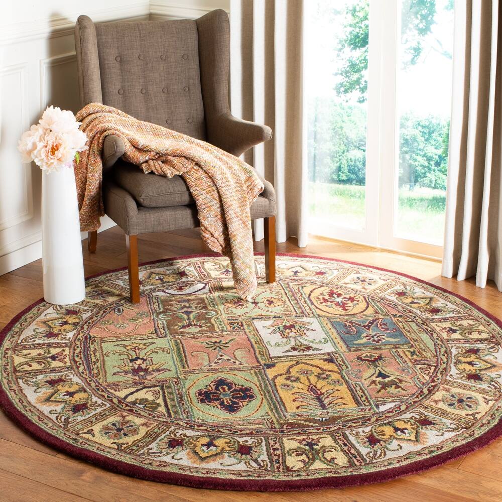 SAFAVIEH Classic Angiolina Traditional Oriental Wool Rug
