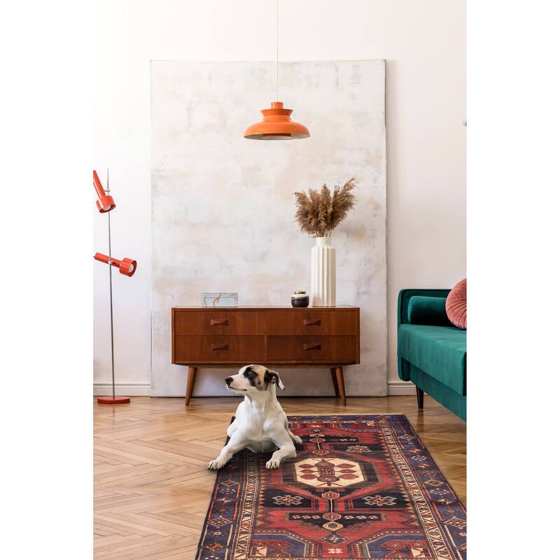 ECARPETGALLERY Hand-knotted Anatolian Vintage Red Wool Rug - 4'5 x 8'4