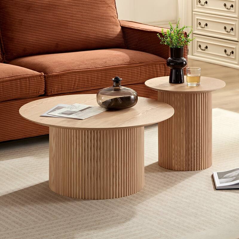 Mid-Century Modern 17.71" Round Fluted Accent Table, Small Bedside Table for Bedroom, Oak