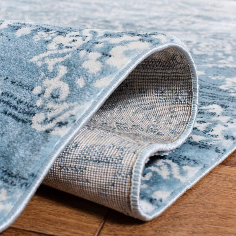 SAFAVIEH Isabella Candyce Traditional Rug