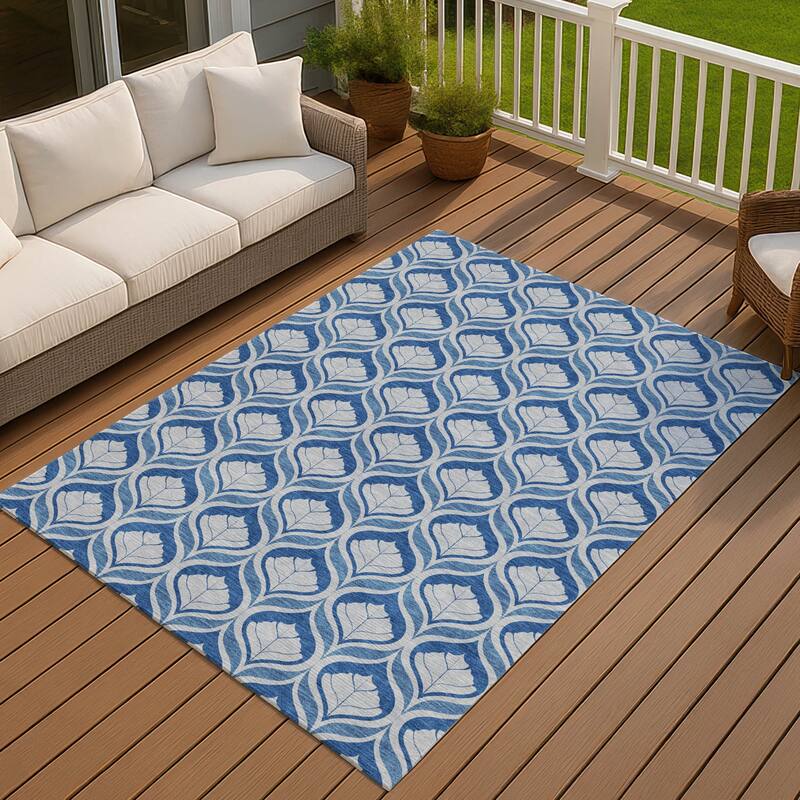 Machine Washable Indoor/ Outdoor Modern Trellis Chantille Rug - Navy - 8' x 10'