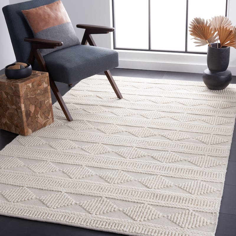 SAFAVIEH Handmade Natura Saroj Boho Wool Rug - 3' x 5' - Ivory/Grey