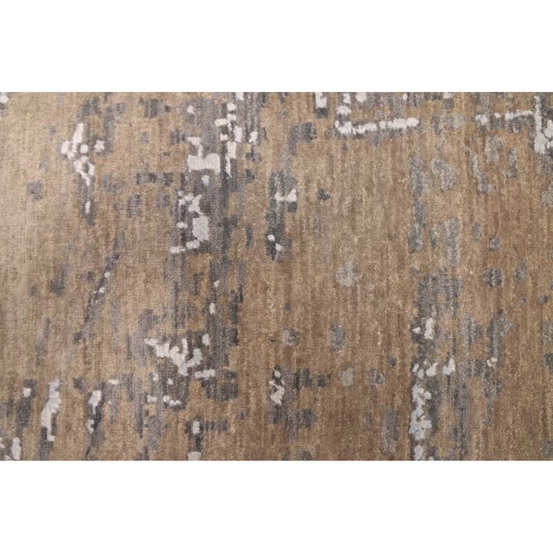 ECARPETGALLERY Hand-knotted Legacy Taupe Silk, Wool Rug - 2'5 x 10'1