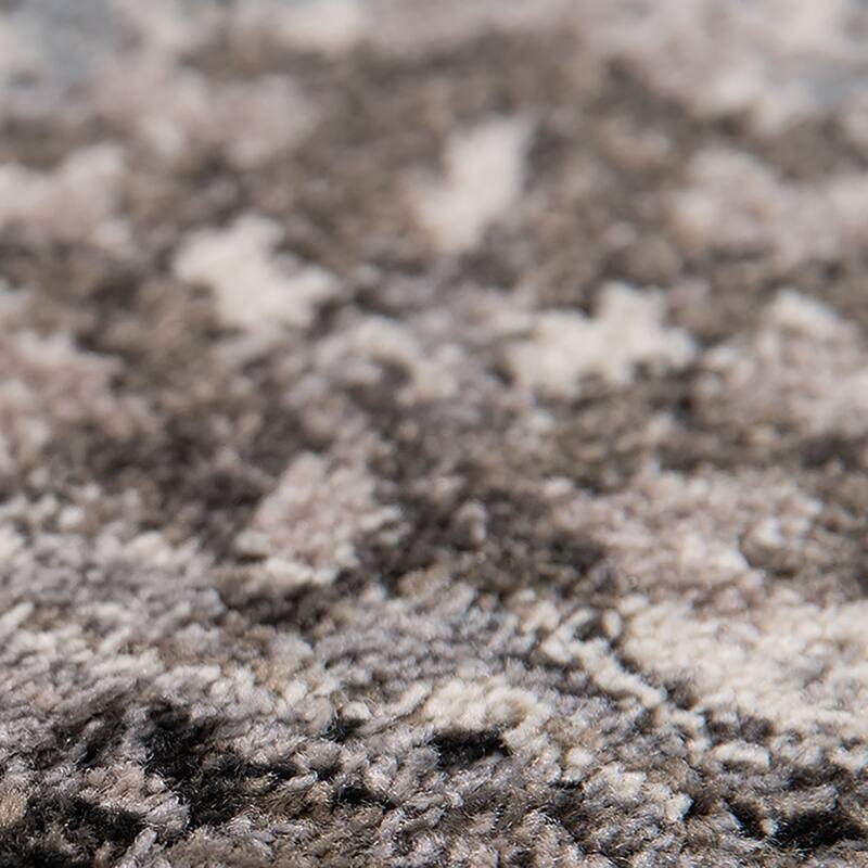 Qemak Power Loomed Stain Resistant Area Rug By HomeRoots - 8' x 10'