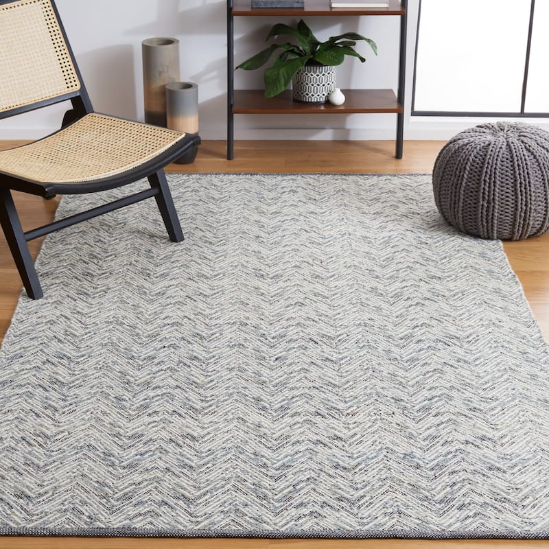 SAFAVIEH Handmade Kilim Wafa Wool Rug
