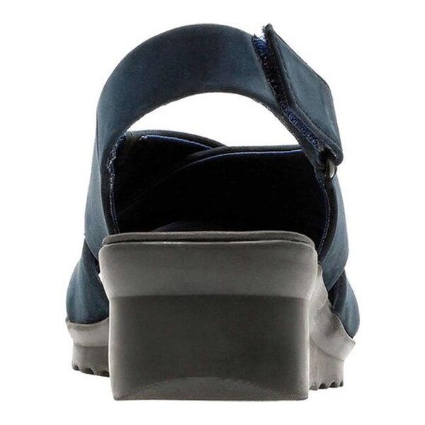 clarks caddell petal sandal