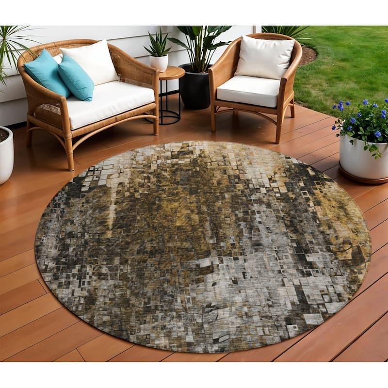 HomeRoots Abstract Transitional Rectangle Outdoor Rug - 8' Round